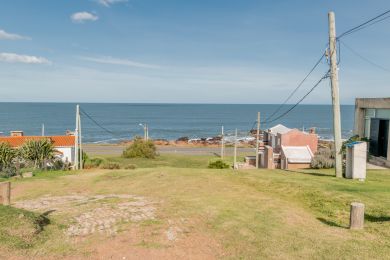 Season Rentals, Sale  Maldonado Punta Colorada