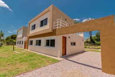 Season Rentals, Sale  Maldonado Punta Colorada