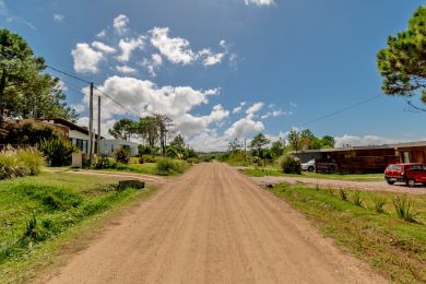 Season Rentals, Sale  Maldonado Punta Colorada