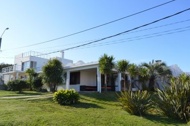 Season Rentals  Maldonado Punta Colorada