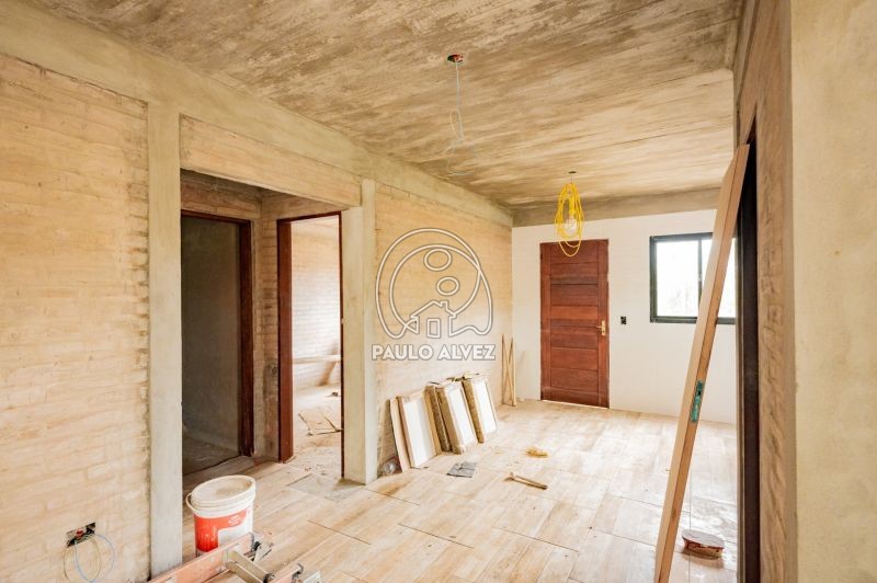 Acceso a dormitorios y baño 