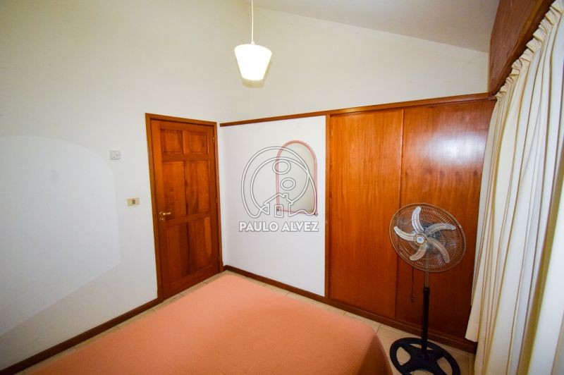 Dormitorio con placares 