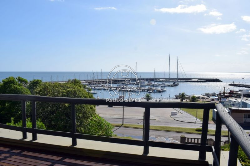Frente al mar