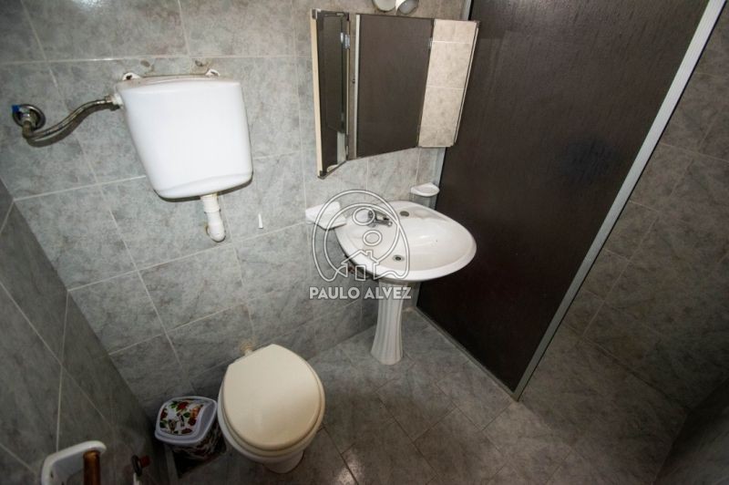 Ba&ntilde;o
