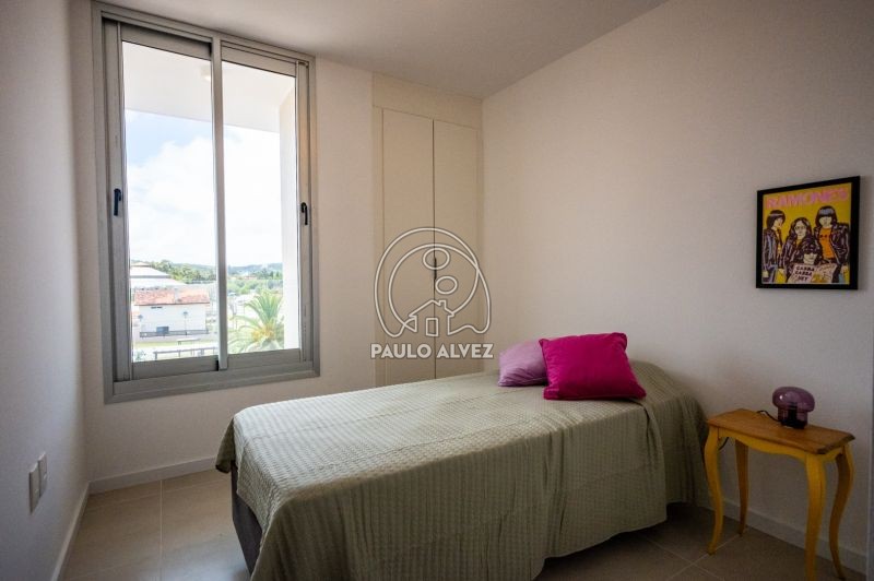 Primer dormitorio