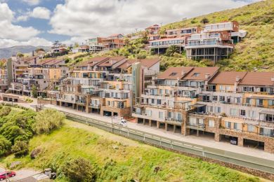 Venta, Alquiler Anual  Maldonado Piri�polis