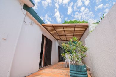 Season Rentals  Maldonado Piripolis