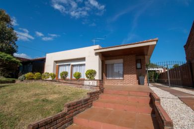 Season Rentals  Maldonado Piripolis