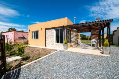 Season Rentals  Maldonado Piripolis