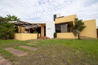 Venda, Season Rentals  Maldonado Piripolis