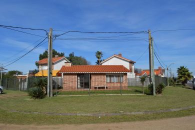 Season Rentals  Maldonado Piripolis