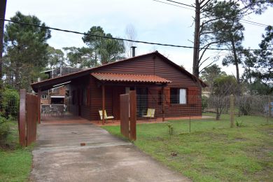 Season Rentals  Maldonado Piripolis