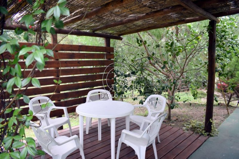 Deck con pérgola