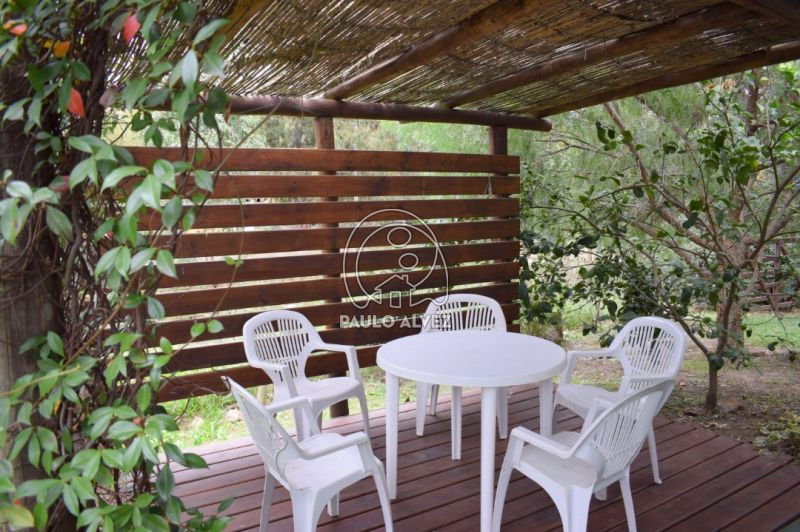 Deck con pérgola