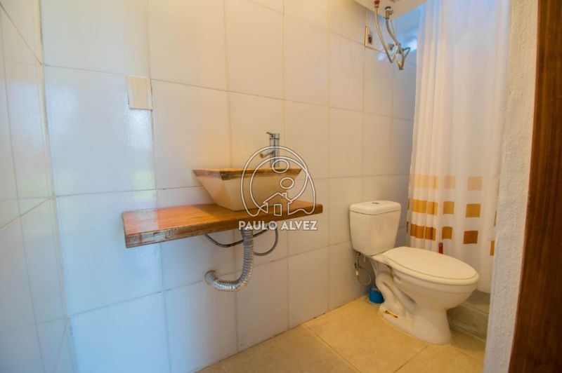 Ba&ntilde;o