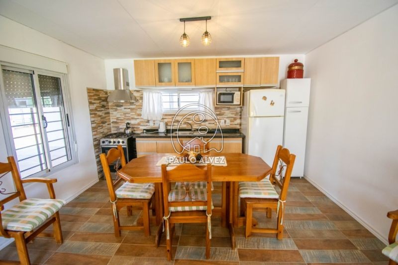 Cocina con comedor diario