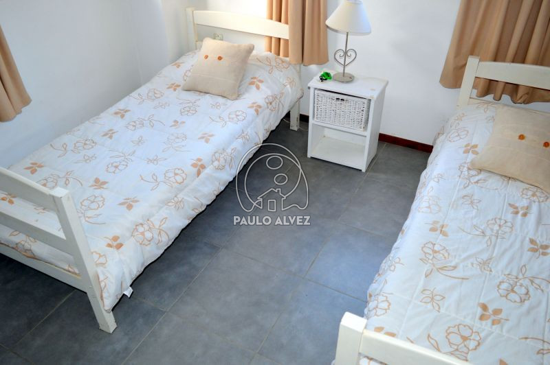 Dormitorio con 3 plazas