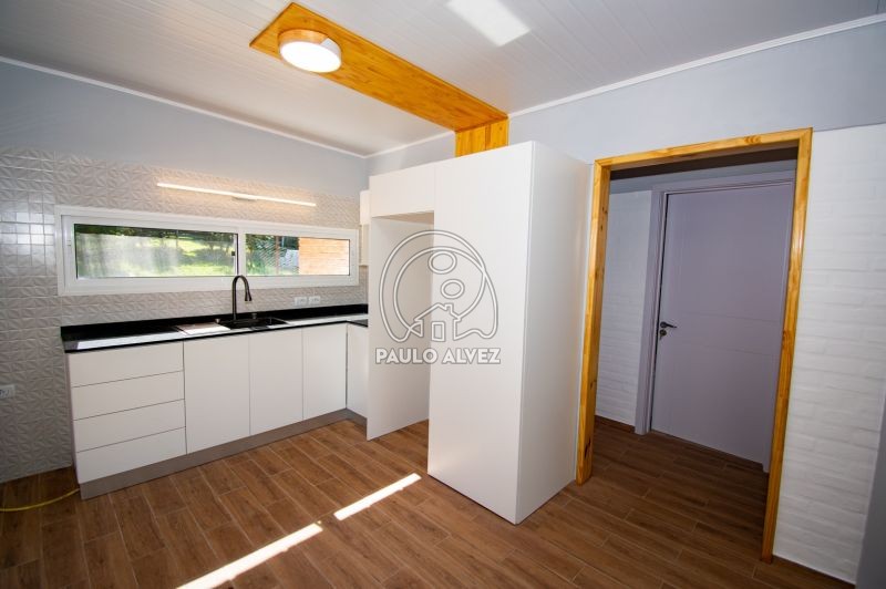 Mueble bajo y sobre mesada