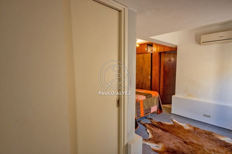 Acceso a dormitorio 