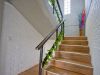 Escalera a planta alta 