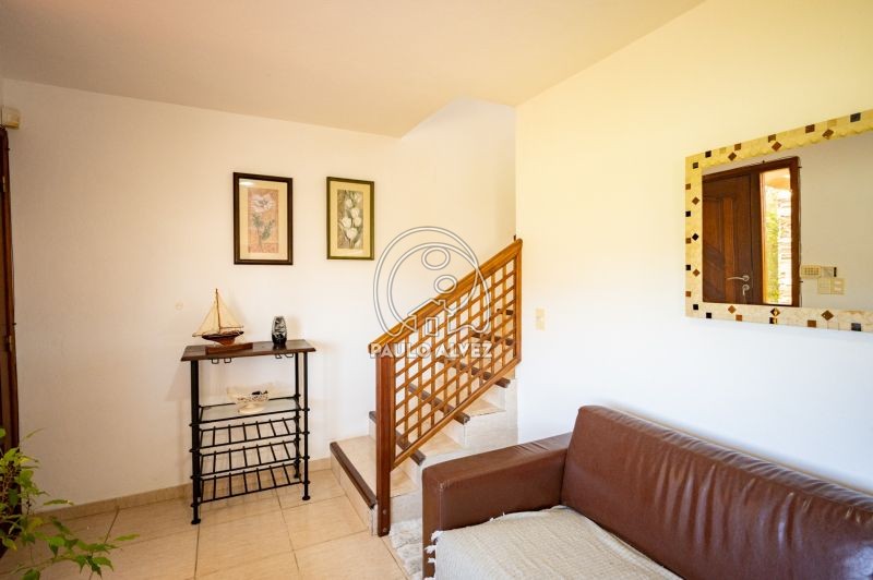 Acceso a planta alta