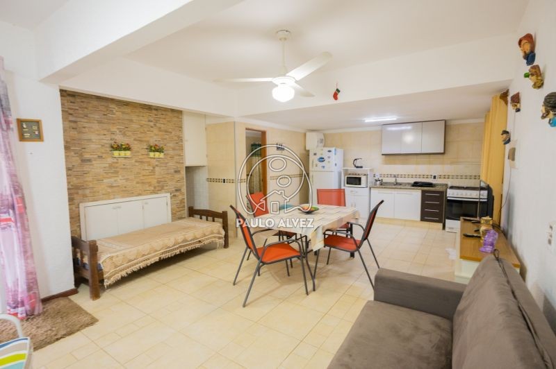 Amplio y luminoso living 