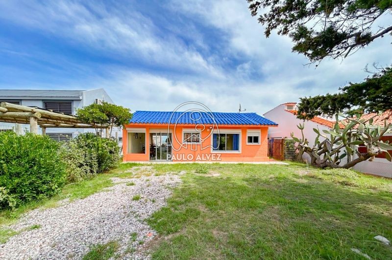 Predio de 311 m²