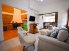 Ingreso a segundo living-comedor