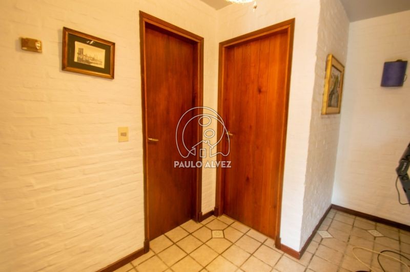 Acceso a dos dormitorios