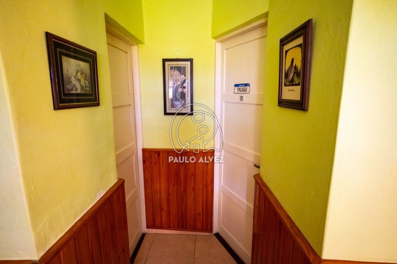 Pasillo a dormitorio