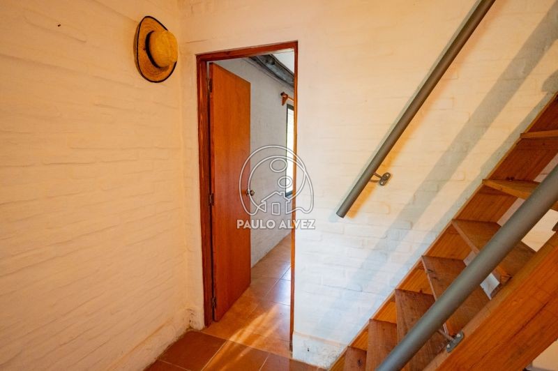 Acceso por escalera 