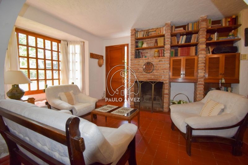 Living con estufa a le&ntilde;a