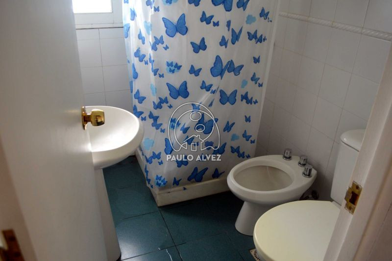 Segundo ba&ntilde;o completo