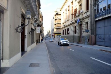Venta, Alquiler Anual  Montevideo Montevideo - Ciudad Vieja
