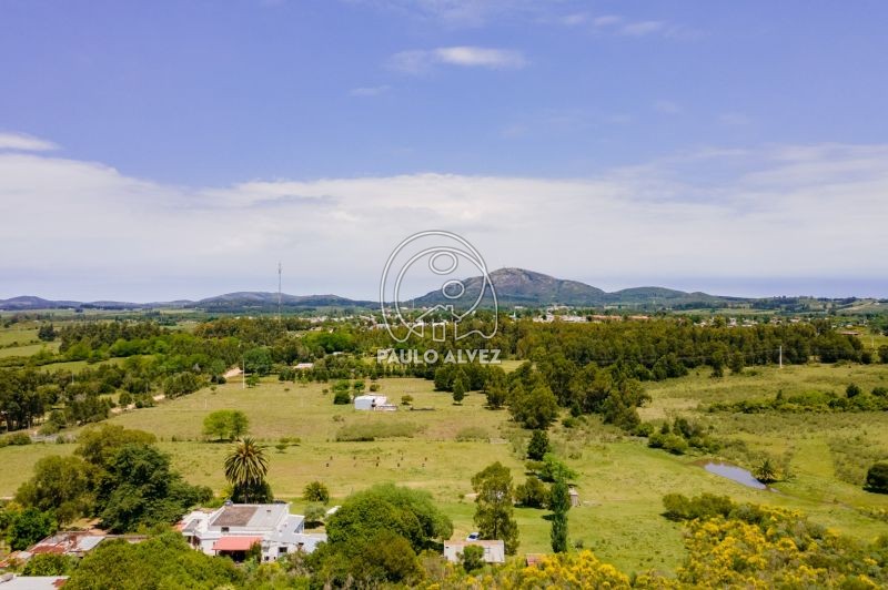 A minutos de Piri&aacute;polis 